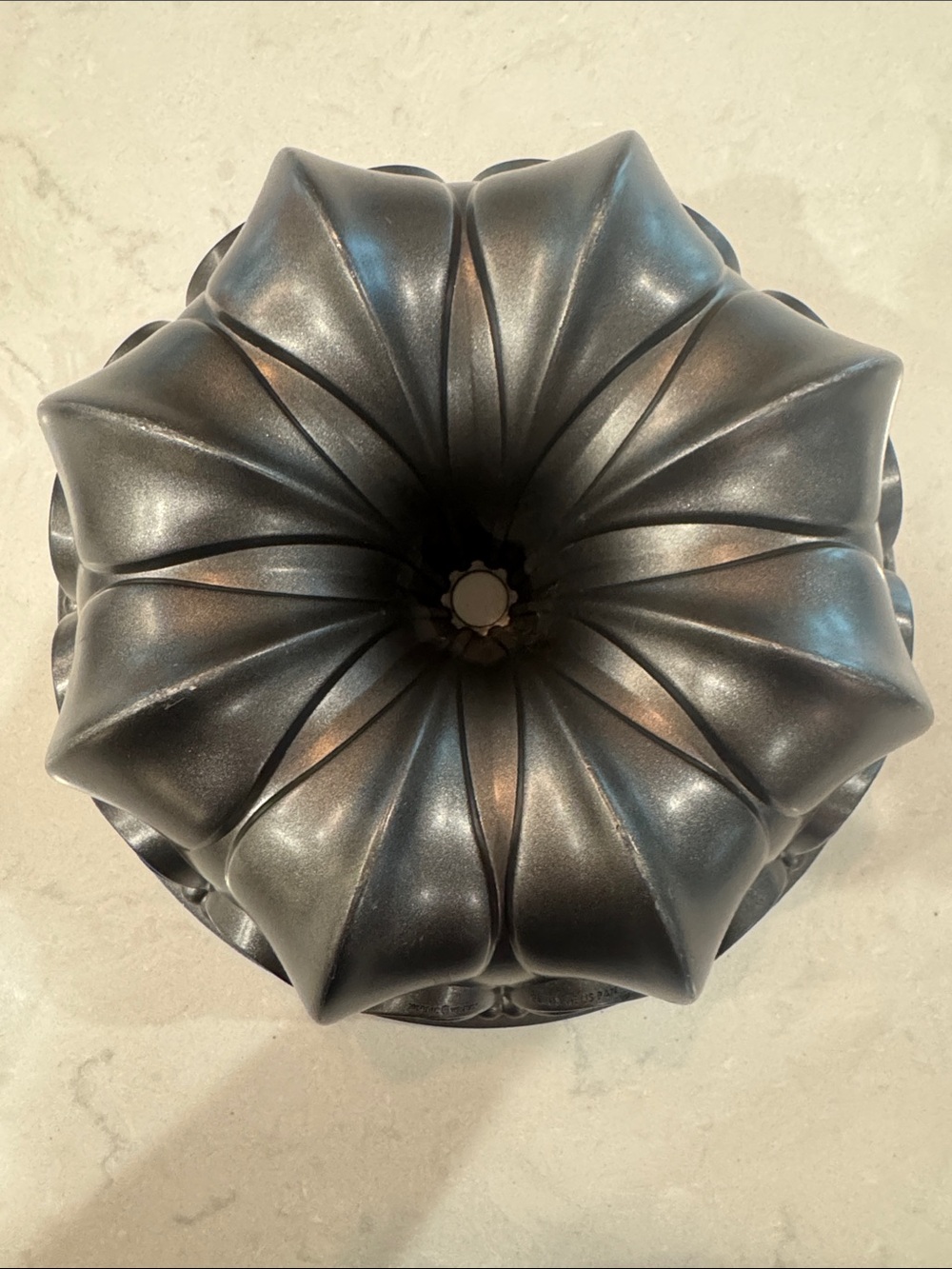Nordic Ware Fleur De Lis Metallic Black 10 Cup Bundt Cake Pan